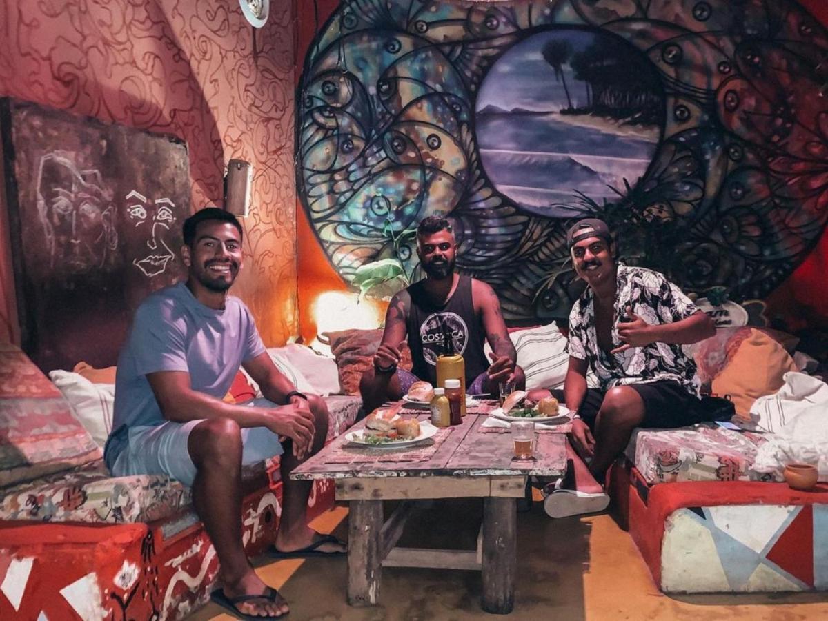 Mais Que Nada Itacare - Hostel, Bar & Breakfast *