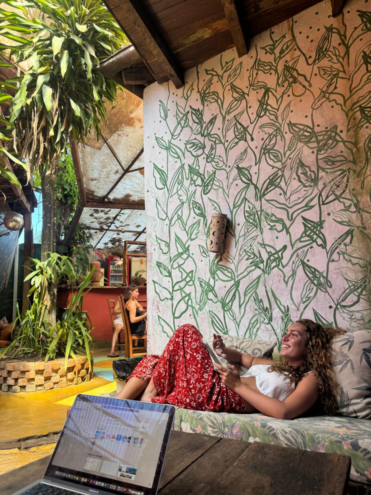 Hostel Mais Que Nada Itacare - Hostel, Bar & Breakfast